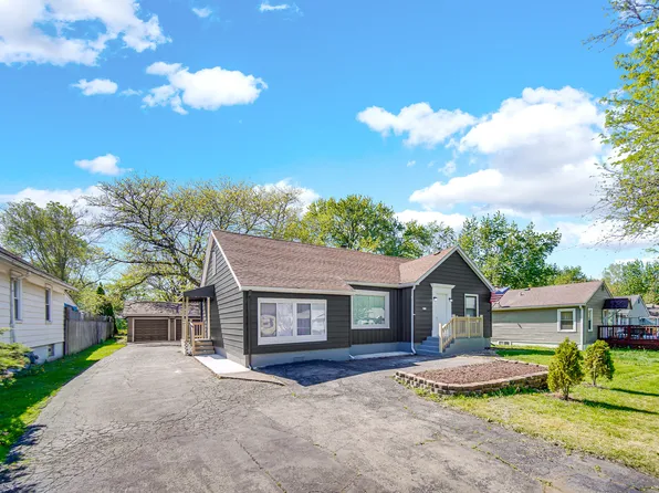 211 Independence Ave, Joliet, IL 60433