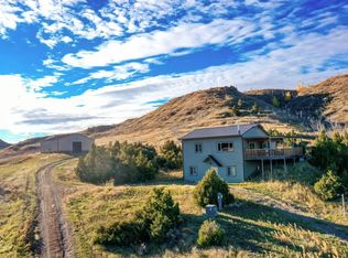 204 Prairie Rose Ln, Forsyth, MT 59327