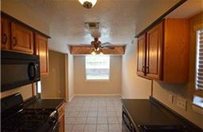 2nd image of 4722 Geraldine St