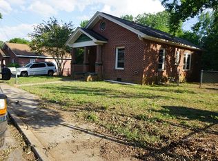 308 Sirrine St, Ninety Six, SC 29666