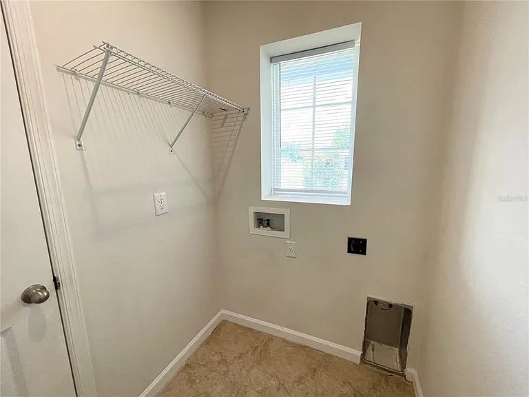 10668 Old Sycamore Loop — Photo 31