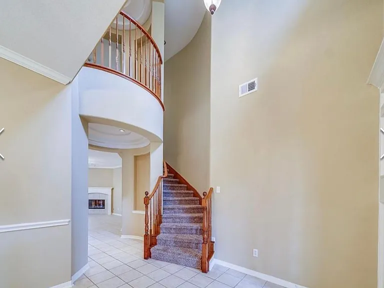 3303 Ashland Grove Ln — Photo 1
