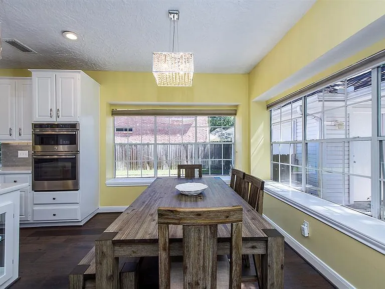 14111 Manderly Dr — Photo 9
