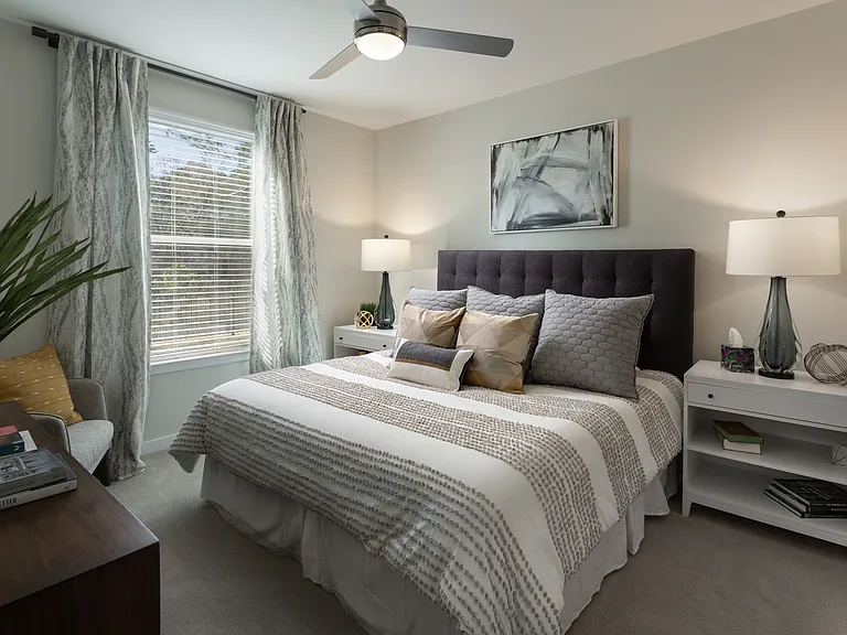 Everleigh Halcyon Village- 55+ Active Adult Apartment Homes — Photo 12