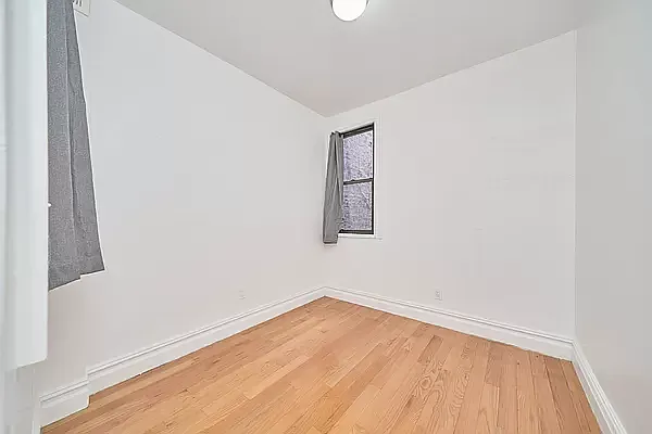 Rented by Living New York | media 12