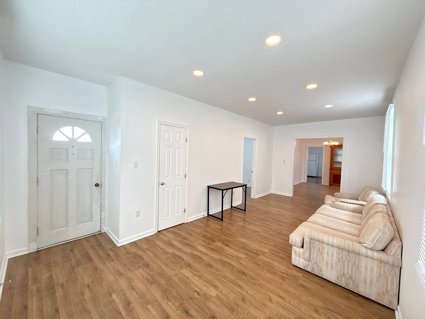 Remodeled 2 bed/ 1 bath Home in Q-town — Photo 2