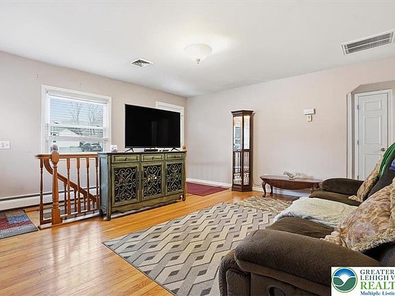 5th image of 488 Sportsman Club Rd