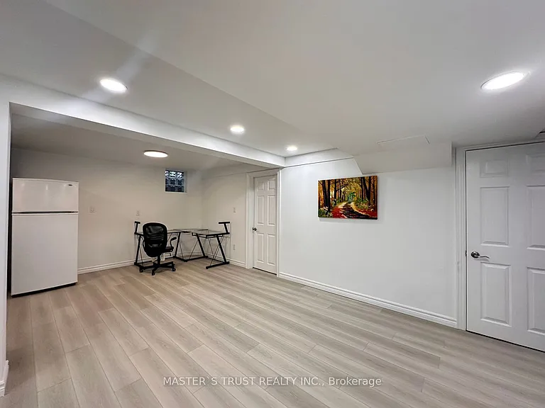 51 Farmstead Rd — Photo 12