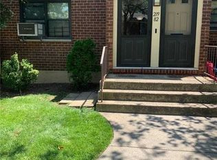 219-82 75th Ave, Oakland Gardens, NY 11364