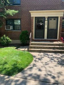 219-82 75th Ave, Oakland Gardens, NY, 11364