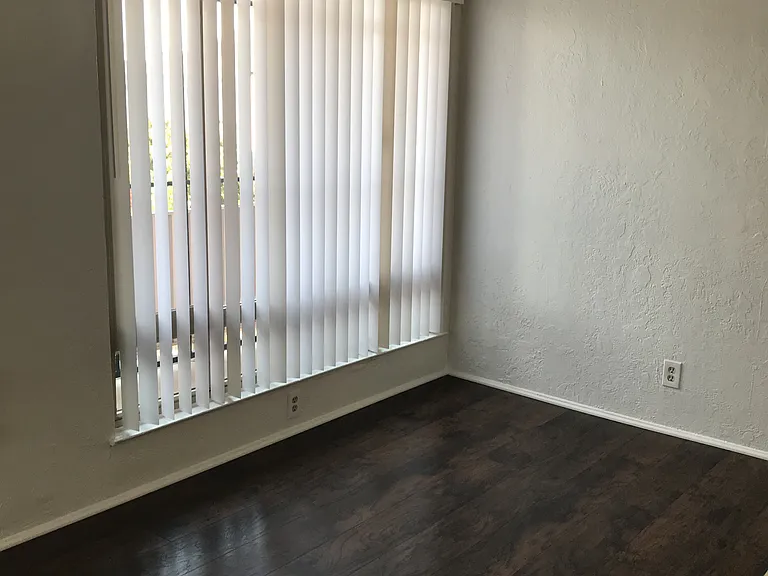 3201 Adeline St #3 — Photo 2