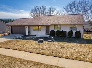926 Joseph Cir, Reedsburg, WI 53959