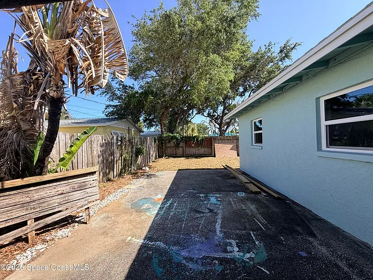143 Grant Ave — Photo 21
