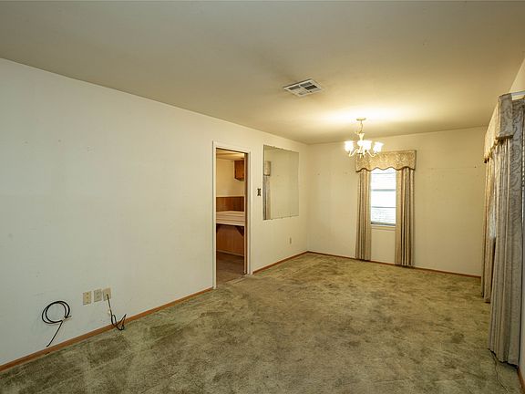 2nd image of 736 N 57th St