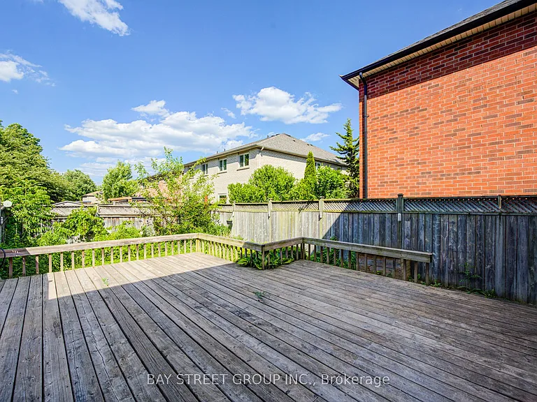 1833 Hobson Dr — Photo 47