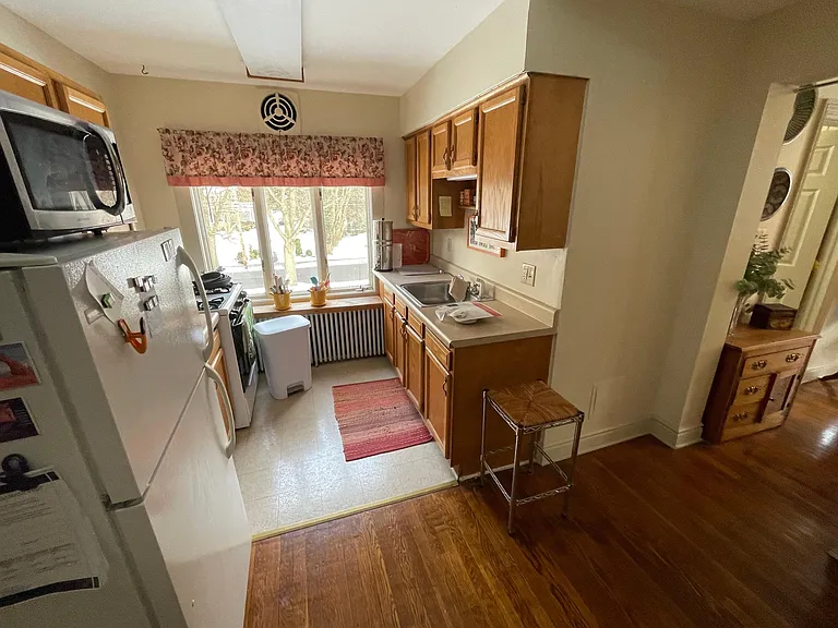 66 Beaver St #2 — Photo 6