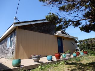 1810 NW Parker Ave, Waldport, OR