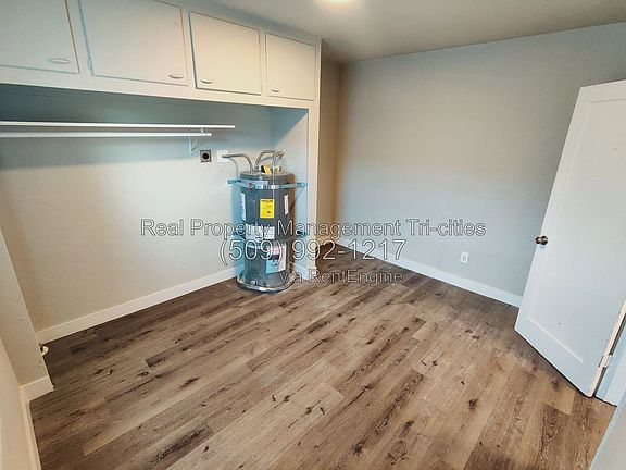5th image of 1307 W Shoshone St APT D