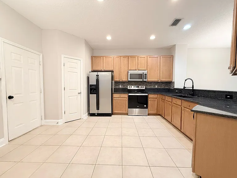 12301 Kernan Forest Blvd #1904 — Photo 6