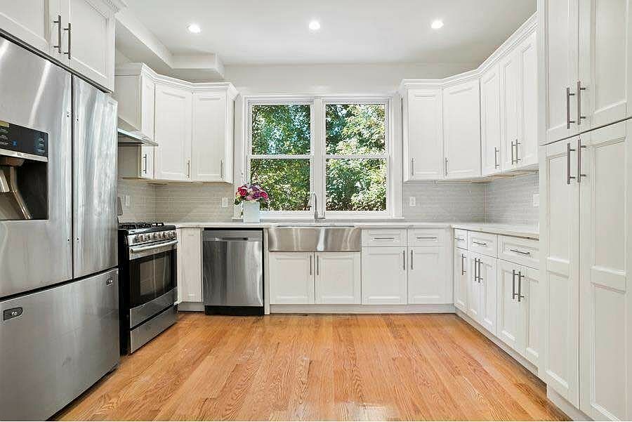 1st image of 247 Greene Ave #2