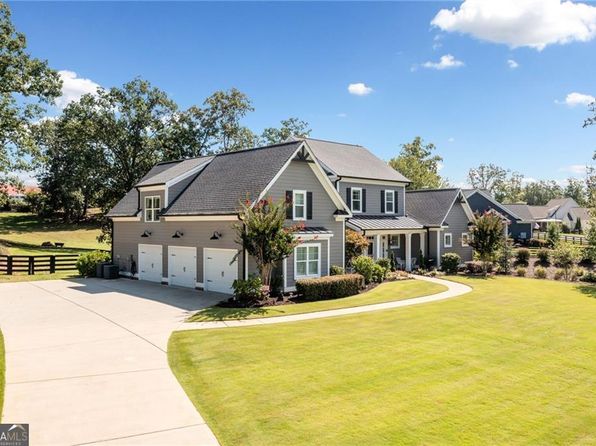 276 Red Gate Dr, Canton, GA 30115