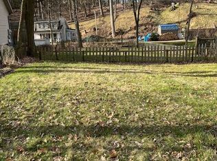 21770 Spring Ave, Sturgis, MI 49091