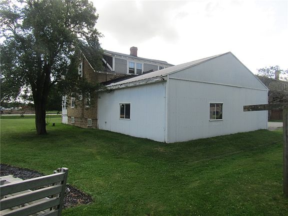 3rd image of 1861 N Center Ave