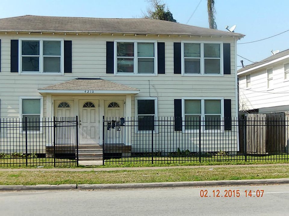 1st image of 4210 Ennis St APT 3