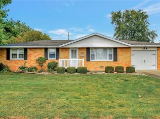 1000 Bell Ave, Mattoon, IL 61938