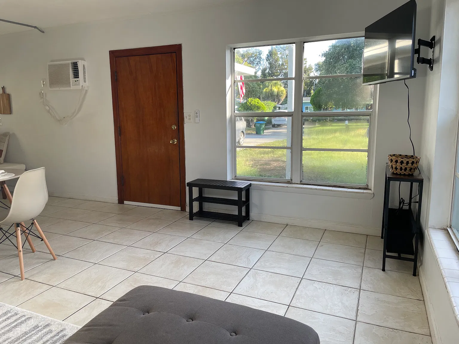 2 bed, 780 sqft, $1,900 — Photo 3