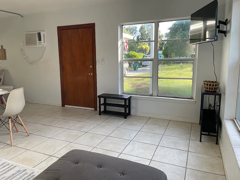 221 Harrison Ave #221 — Photo 3