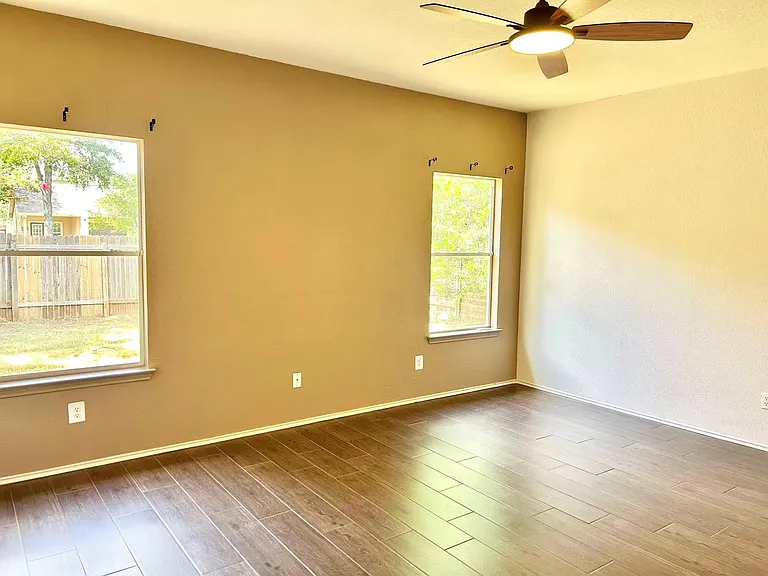 615 Settlement St — Photo 15