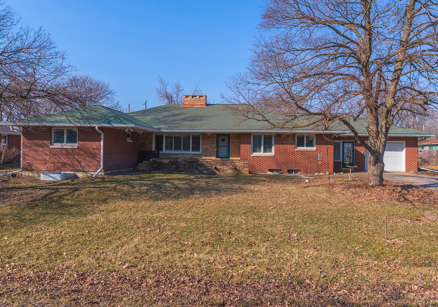 106 E 7th St, Gridley, IL 61744 Zillow