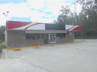 551 S Summit St, Crescent City, FL 32112