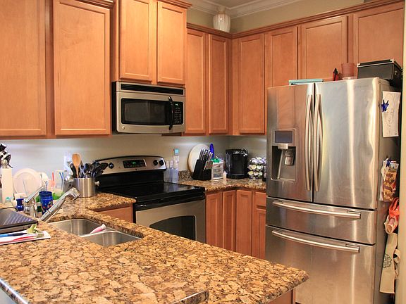 3rd image of 3879 Oakington Pl