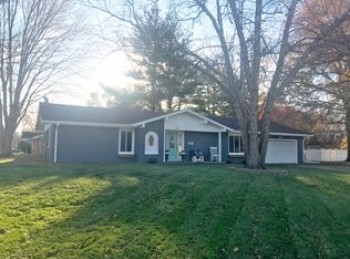400 Middleburg Dr, Sherman, IL 62684