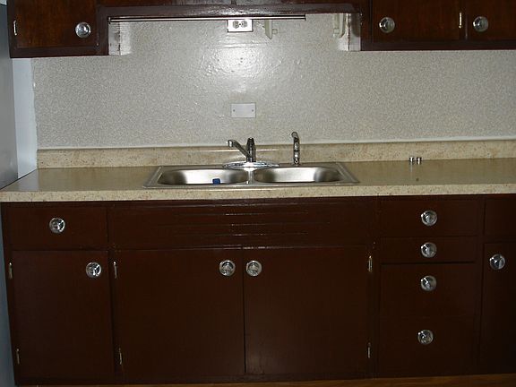 4th image of 4119 W Montrose Ave #2