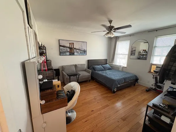 61-32 56th Dr #2A, Maspeth, NY 11378