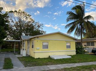 42 SW 4th Ave, Dania, FL 33004