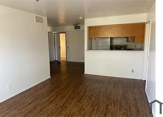 3804 Arlington Ave #211 — Photo 8