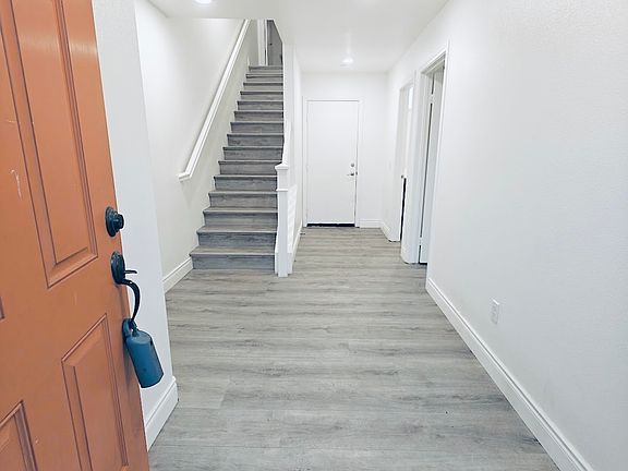3rd image of 14412 Kiwi Ln APT 5