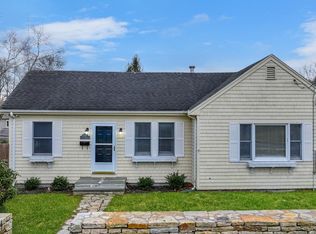 784 Allen St, Dartmouth, MA 02747