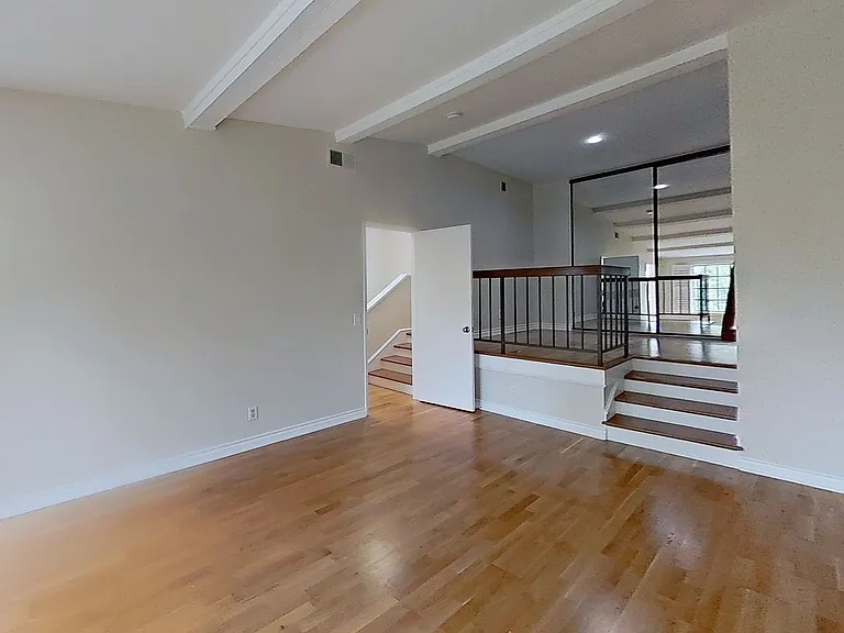 22525 Sherman Way #807 — Photo 12