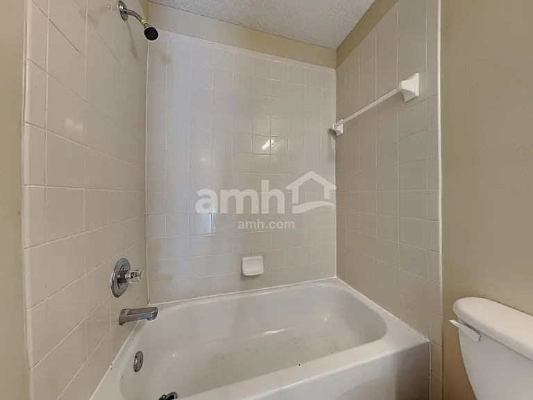 11417 Johnson Creek Cir — Photo 19