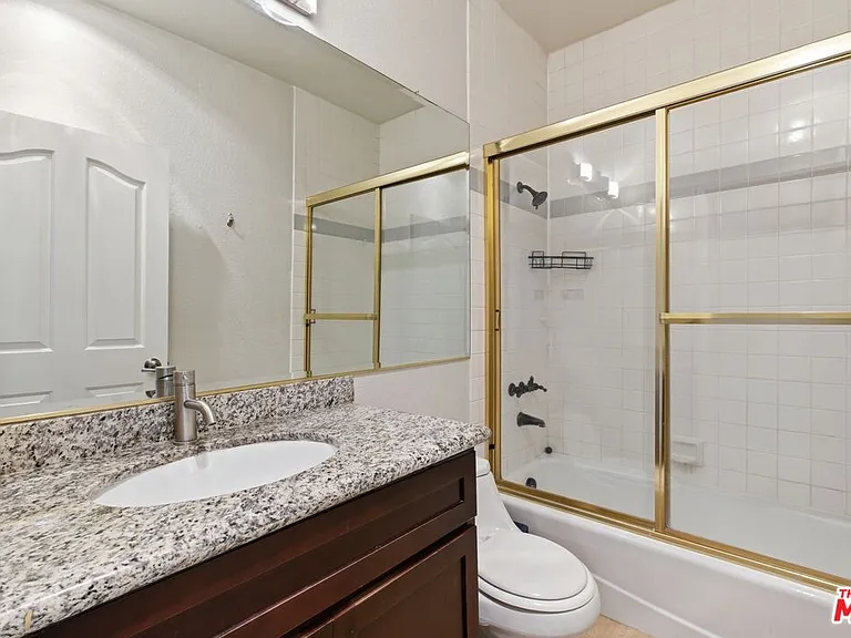 10650 Kinnard Ave #104 — Photo 8
