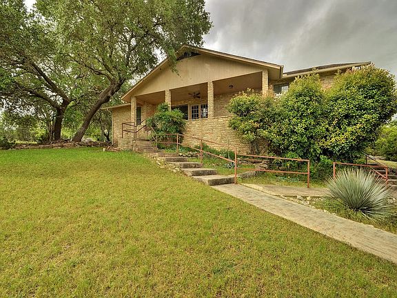 2nd image of 1775 Laurie Dr