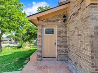 4608 Williams Spring Rd, Lake Worth, TX 76135