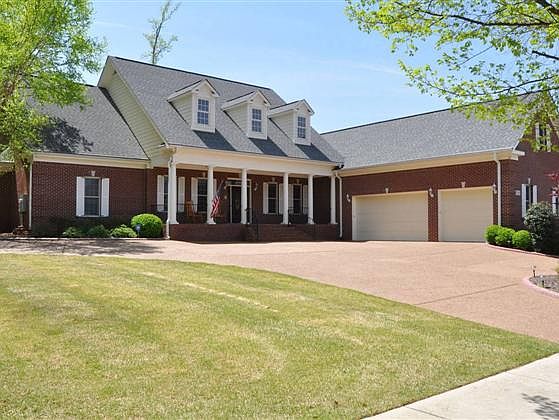 1st image of 708 Bastion Ln SE