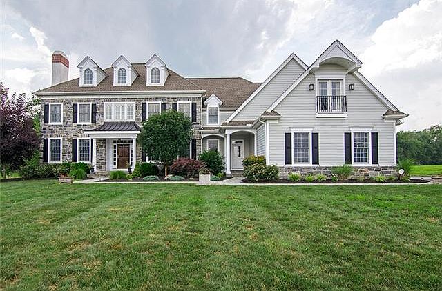 1st image of 105 Glenelg Farm Dr