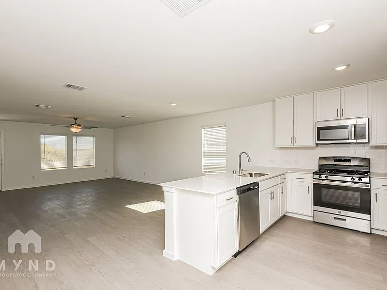 30 West Luxury Rental Homes — Photo 275